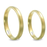 Glatter Mittelteil mit Laserstruktur Gold Ehering Herrenmodell