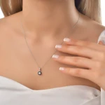 Schwarz und Weiß Diamant Kette Schwarz und Weiß Diamant Kette