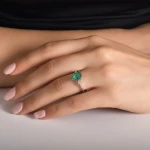 Markisenschliff Diamant Smaragd Ring
