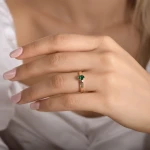 0,30 Karat Smaragd Solitärring 0,30 Karat Smaragd Solitärring