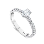 1,06 Karat Oval D-Farbe Solitär Diamantring mit internationalem Zertifikat“ 1,06 Karat Oval D-Farbe Solitär Diamantring mit internationalem Zertifikat“