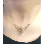 Tropfen-Quarzstein und Diamant Flügel des Friedens Kette Tropfen-Quarzstein und Diamant Flügel des Friedens Kette