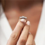 0.86 Karat Diamant Fünfstein Ring