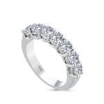 1,91 Karat Halb-Eternity Diamantring