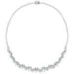 Blumen-Diamantcollier