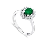 2,20 Karat Oval Smaragd-Diamantring 2,20 Karat Oval Smaragd-Diamantring