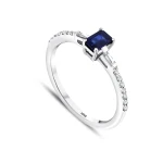 0,55 Karat Smaragdschliff Saphir-Diamantring 0,55 Karat Smaragdschliff Saphir-Diamantring