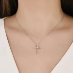 0,39 Karat Kreuz-Diamantkette 0,39 Karat Kreuz-Diamantkette
