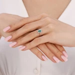 Diamant Anturage Smaragd Ring