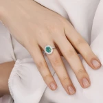 2,20 Karat Oval Smaragd-Diamantring 2,20 Karat Oval Smaragd-Diamantring