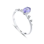 0,50 Karat Ovaler Tansanit-Diamantring 0,50 Karat Ovaler Tansanit-Diamantring