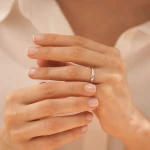 Diamant Moderner Ehering