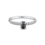 Schwarzer Diamant Ovaler Ring Schwarzer Diamant Ovaler Ring