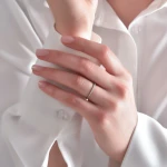 0,06 Karat Diamant Halbkreis Ehering 0,06 Karat Diamant Halbkreis Ehering