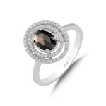 Ovaler Schwarzer Diamantring