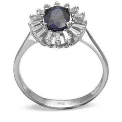 Einreihiger Baguette-Diamantring mit Saphir in der Mitte