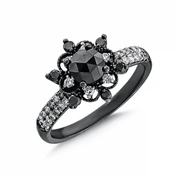 Diamant mit schwarzem Diamant