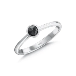 Schwarzer Diamant Solitärring