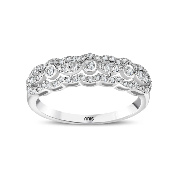 0,35 Karat Marquise Halbkarat Diamantring