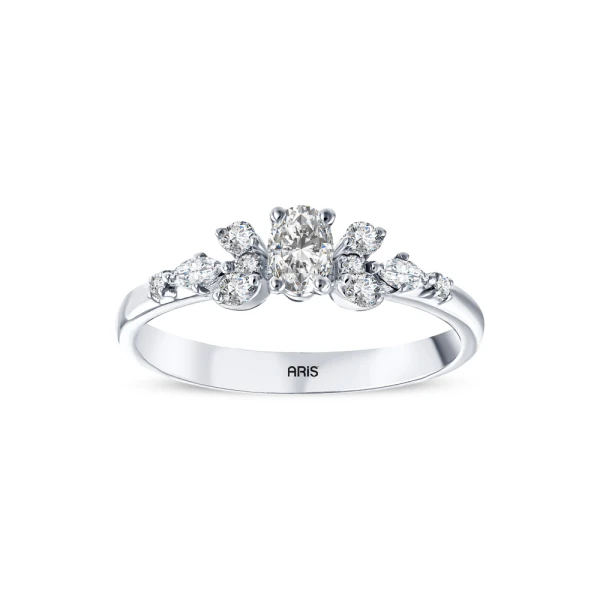 L’oval 0,38 Karat Ovaler Solitär Diamantring