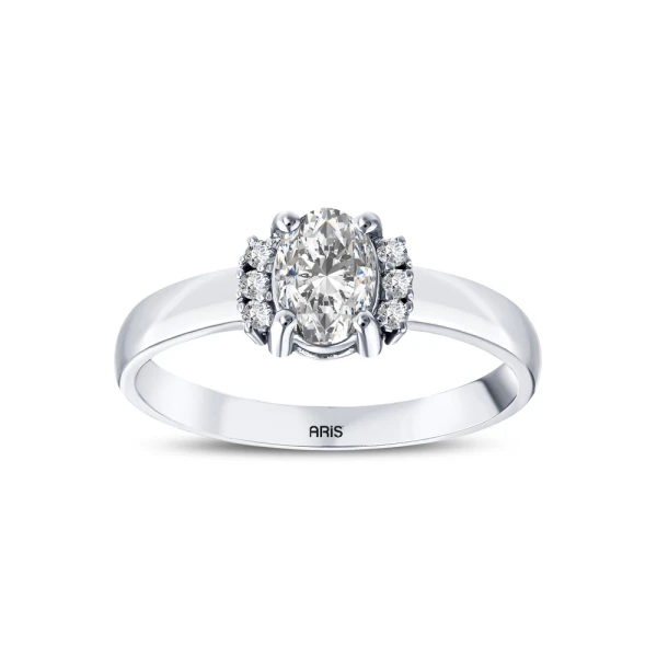 L’oval 0,58 Karat Ovaler Diamantring mit internationalem Zertifikat