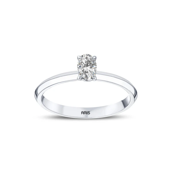L’oval 0,30 Karat Ovaler Solitär Diamantring