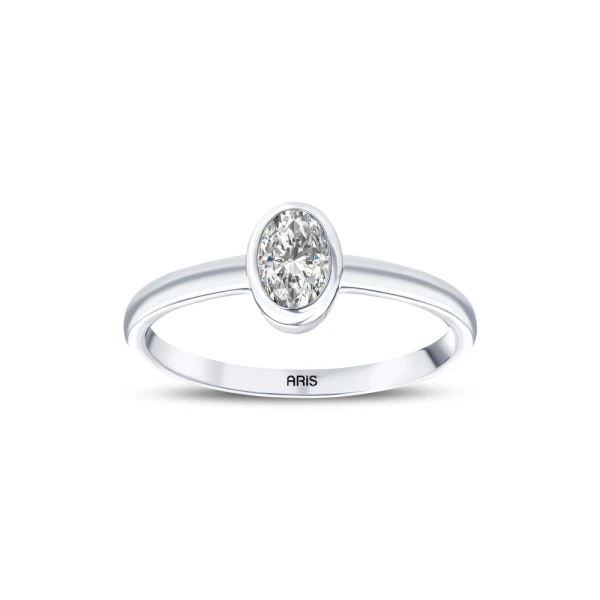 L’oval 0,39 Karat Ovaler Solitär Diamantring