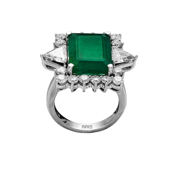 13,55 Karat Smaragd-Diamantring