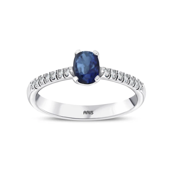 Ovalschliff Saphir-Diamantring