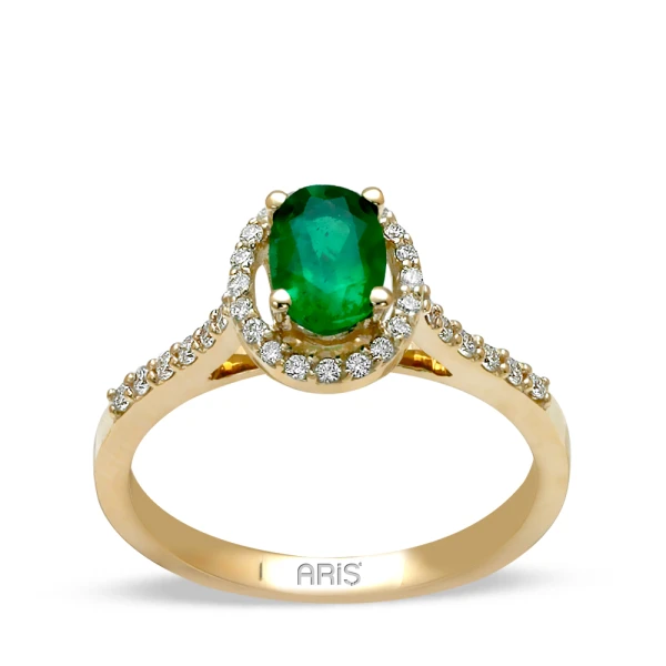0.78 Karat Oval Zümrüt Pırlanta Yüzük