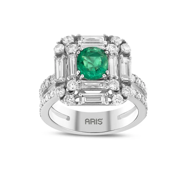 Oval Smaragd-Baguette-Diamantring