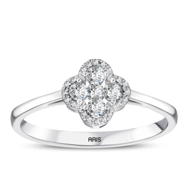 Kleeblatt-Diamantring