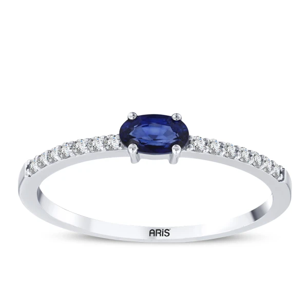 Oval Saphir-Diamantring
