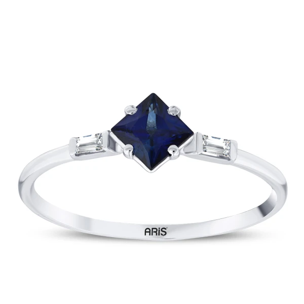 0,38 Karat Prinzessschliff Saphir-Diamantring