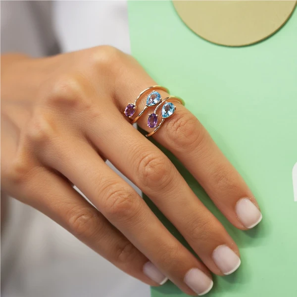 Amethyst und Blau Topas Gold Ring