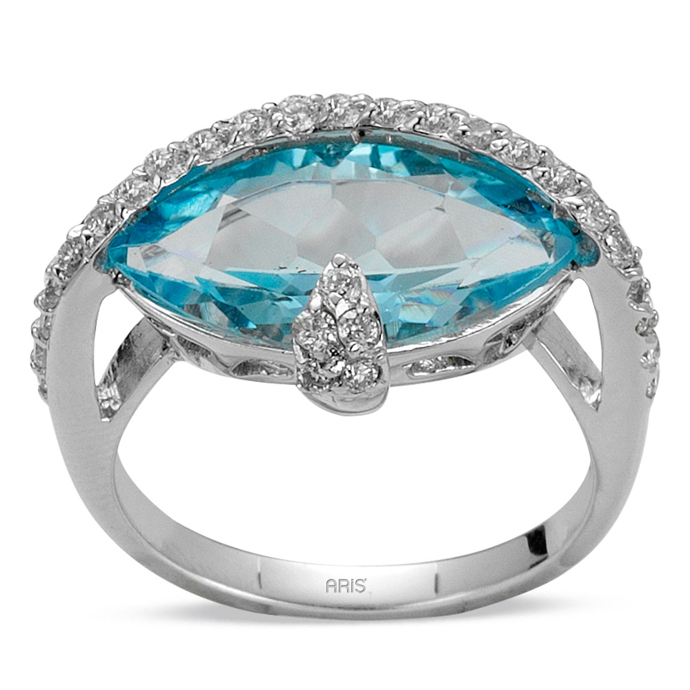 4,55 ct Blautopas Diamant Ring